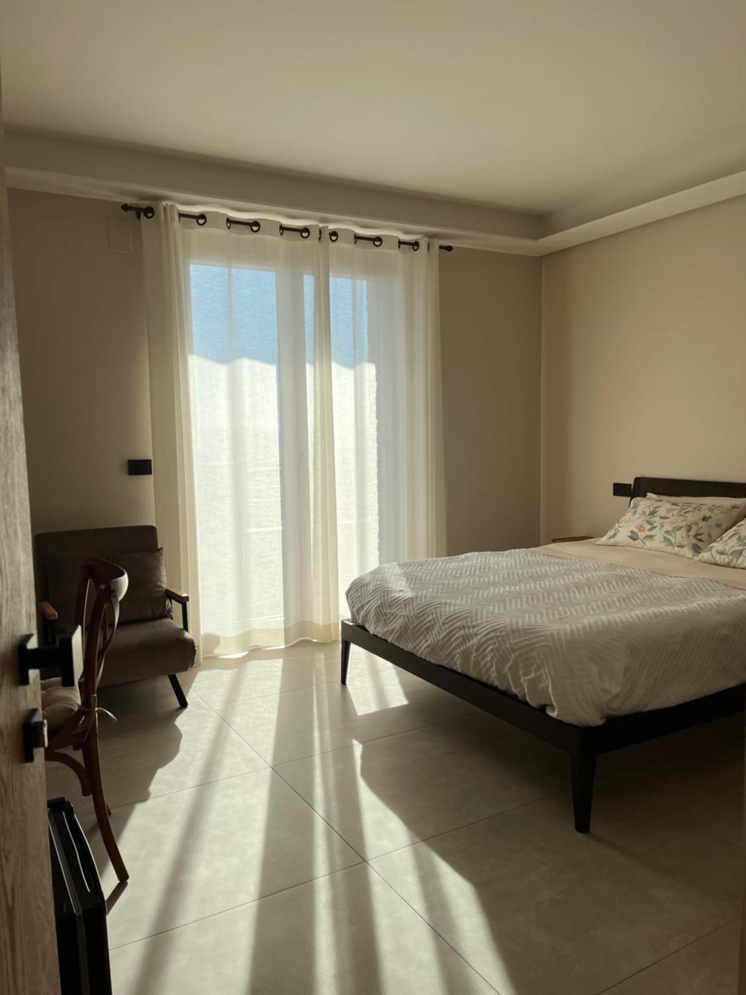 Seta Luxury Apartment Roseto Degli Abruzzi Exterior photo