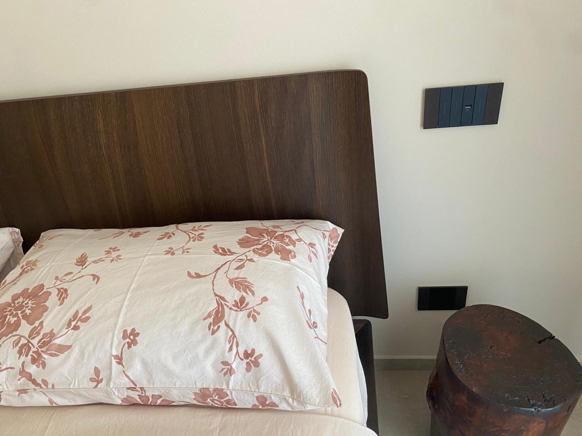 Seta Luxury Apartment Roseto Degli Abruzzi Exterior photo