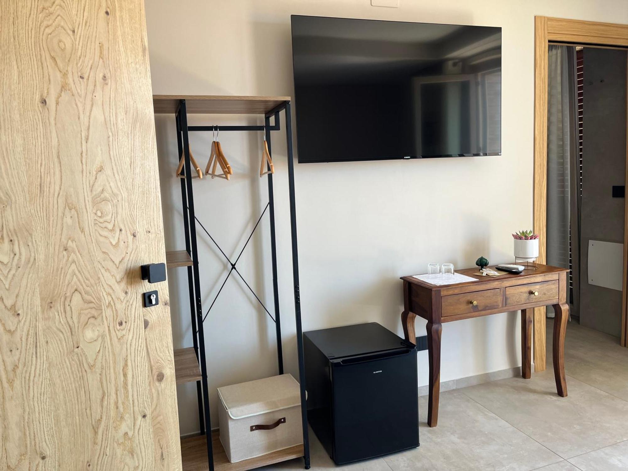 Seta Luxury Apartment Roseto Degli Abruzzi Exterior photo