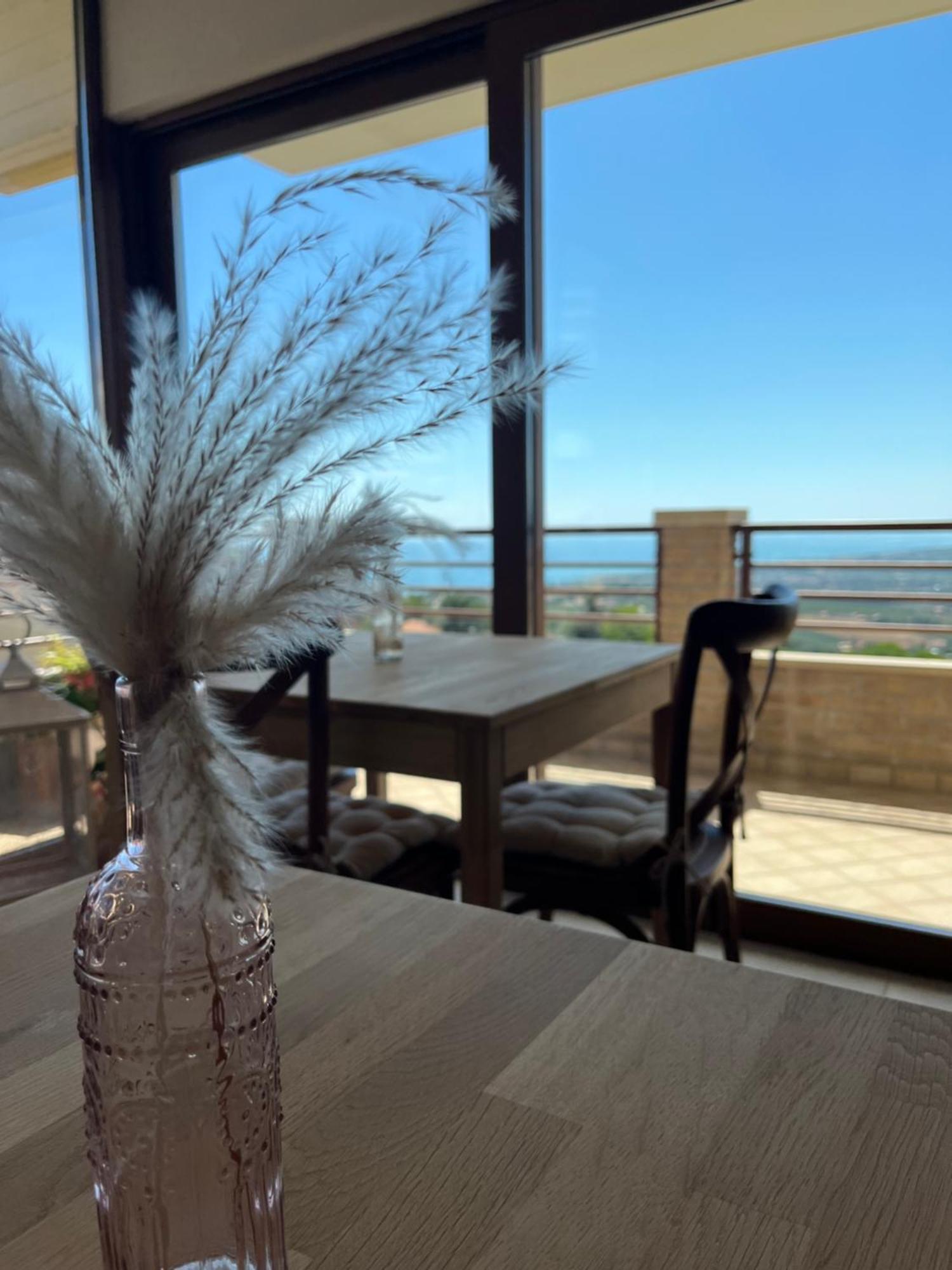 Seta Luxury Apartment Roseto Degli Abruzzi Exterior photo